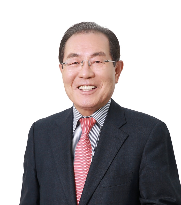 윤동한 콜마그룹 회장. 사진=한국콜마 제공