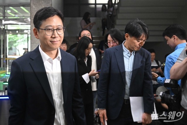 배경훈 과학기술정보통신부 장관 후보자, 인사청문회 준비 집무실 첫 출근