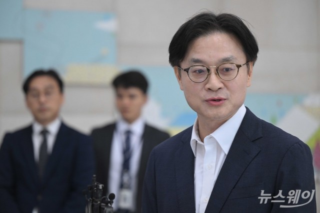 김정관 산업통상자원부 장관 후보자 "우리 기업들 저력·산업부 역량 굳게 믿어"