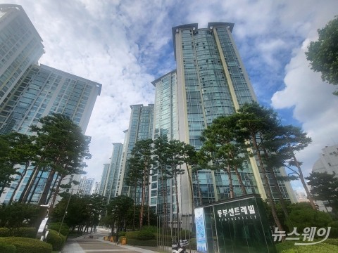  강남권 거래문의 '올스톱'···&quot;집주인도 매도 보류&quot;
