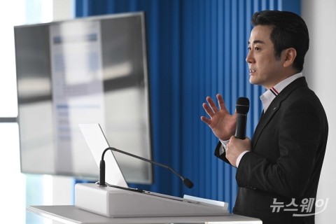 '폴리시 믹스' 설명하는 이경민 대신증권 리서치부장