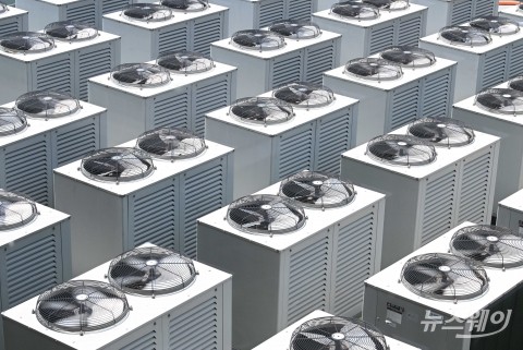 한국, 일본보다 에어컨 더 쓴다···전기요금은 '절반 수준'