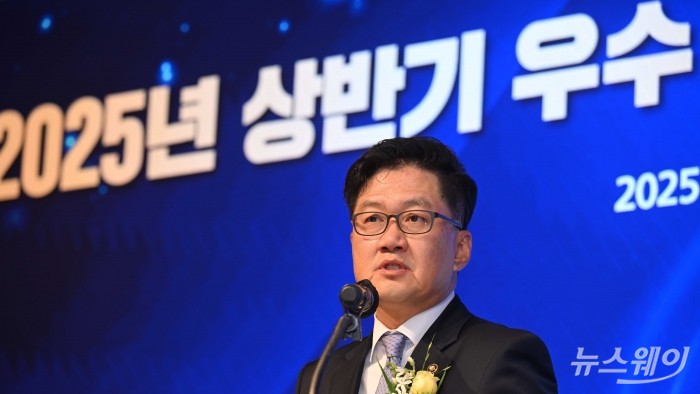 류광준 과학기술정보통신부 과학기술혁신본부장이 9일 오후 서울 중구 웨스틴조선 호텔에서 열린 2025년 상반기 우수기업연구소 지정서 수여식에서 축사를 하고 있다. 사진=강민석 기자 kms@newsway.co.kr