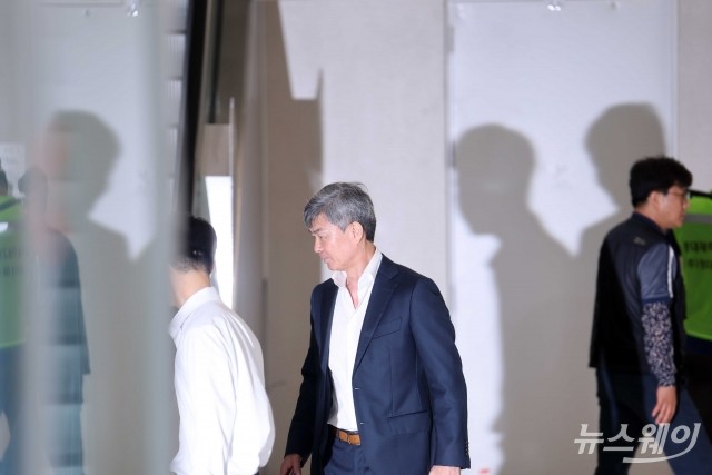 김건희 특검팀 소환조사 출석하는 이종호 전 블랙펄인베스트 대표
