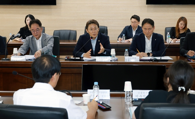 권대영 "금융사, 채무자 재기지원에 적극 나서야···제도 정비 필요"