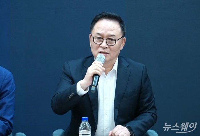 장용호 SK이노베이션 총괄 사장은 30일 서울 종로구 SK서린빌딩에서 열린 'SK이노베이션 기업가치 제고 전략 설명회'에서 발언하고 있다. 사진=온라인 생중계 갈무리/전소연 기자