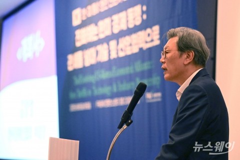'한·미 통상 현안 전문가 좌담회' 개회사 밝히는 김창범 한경협 상근부회장
