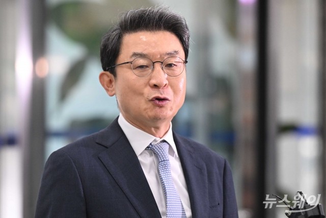 관치 논란 끊어낼까···정책 일관성·독립성 시험대
