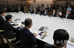 "산소호흡기 기대했는데"···'先 자구책' 강조한 정부에 김빠진 석유화학 업계