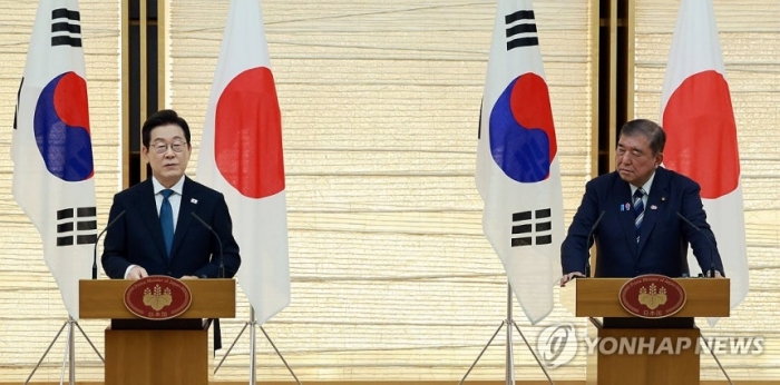 이재명 대통령과 이시바 시게루 일본 총리가 23일 일본 도쿄 총리 관저에서 공동 언론 발표를 하고 있다. 사진=연합뉴스
