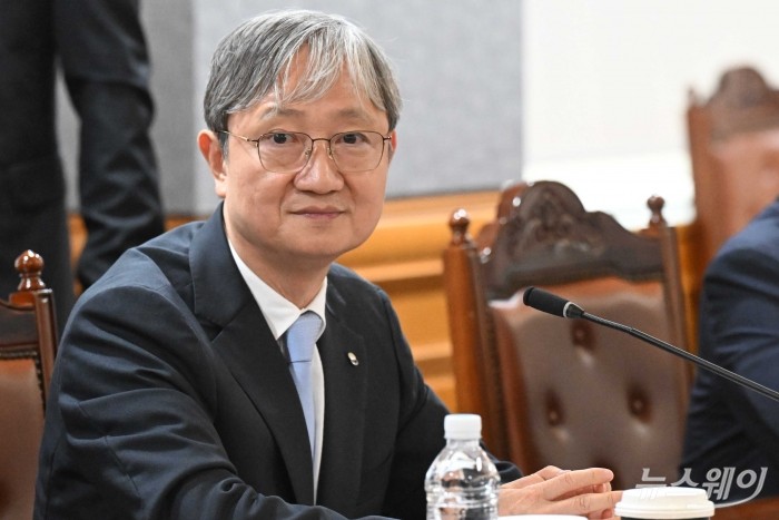 이찬진, 은행장 간담회서 "소비자보호 최우선···사전예방 체계 확립하라"