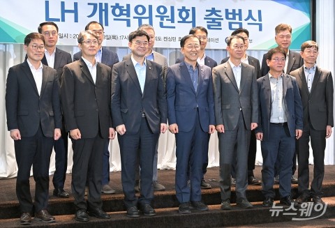 국토부, LH 손질 본격화···&quot;공공주택사업 원점 재검토&quot;