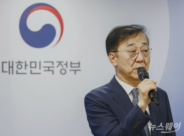  규제지역 LTV 상한 40%···토허제 지정권 확대