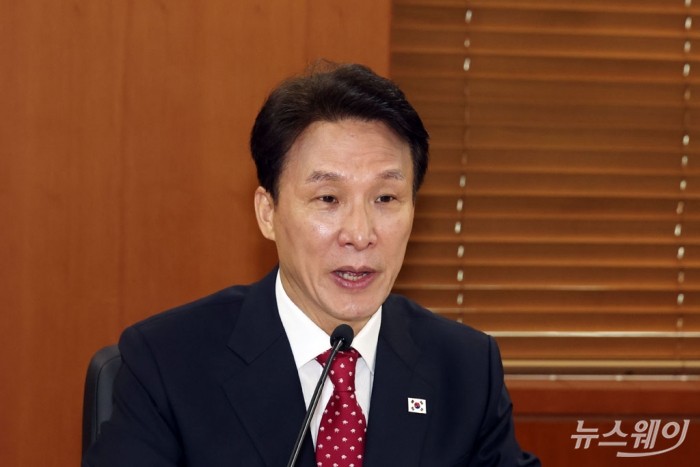 김민석 국무총리가 8일 서울 여의도 한국거래소(KRX서울사옥)에서 열린 자본시장 활성화를 위한 현장 간담회에서 인사말을 하고 있다. 사진=청사사진기자단
