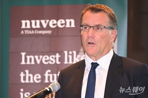 '당사 실물자산 현황' 주제발표하는 마이크 세일즈 누빈자산운용 리얼에셋 최고경영자