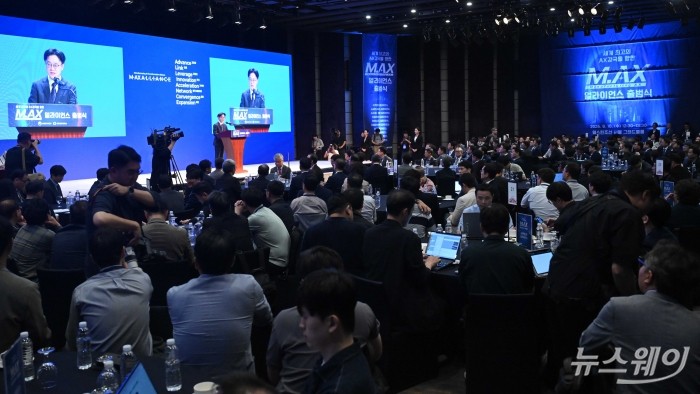 김정관 산업통상자원부 장관이 10일 오후 서울 중구 웨스틴조선호텔에서 진행된 제조 인공지능 전환(AX) 얼라이언스 출범식에서 환영사를 하고 있다. 사진=강민석 기자 kms@newsway.co.kr