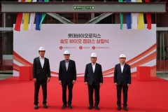 신유열 '치적사업' 롯데바이오캠퍼스, 파업 암초에 흔들