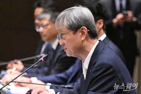 이찬진 금감원장 &quot;여전사 CEO 직접 나서 정보보호 대책 수립·시행해달라&quot;