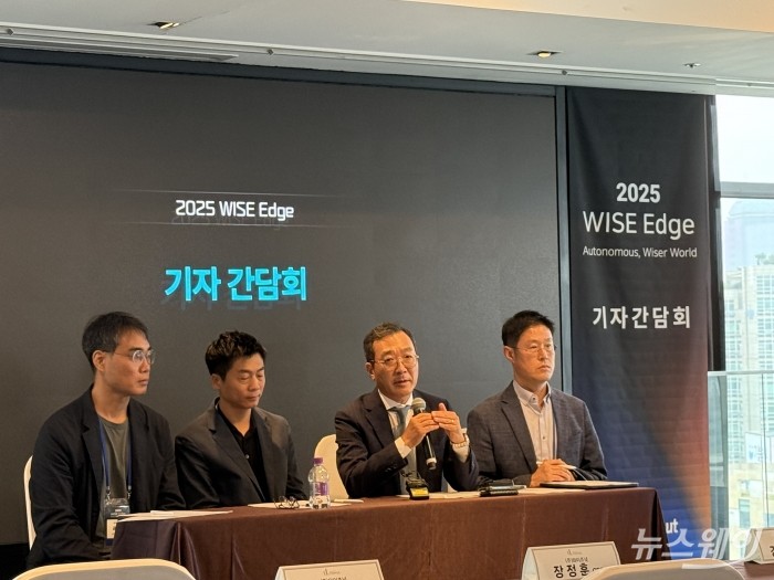 강용성 와이즈넛 대표가 16일 오전 서울 양재 엘타워에서 열린 와이즈넛 '2025 WISE Edge' 행사 기자간담회에서 발언하고 있다.