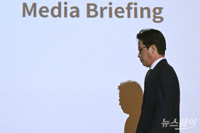 '대규모 해킹' 사건으로 그늘진 롯데카드···조좌진 대표 운명은?