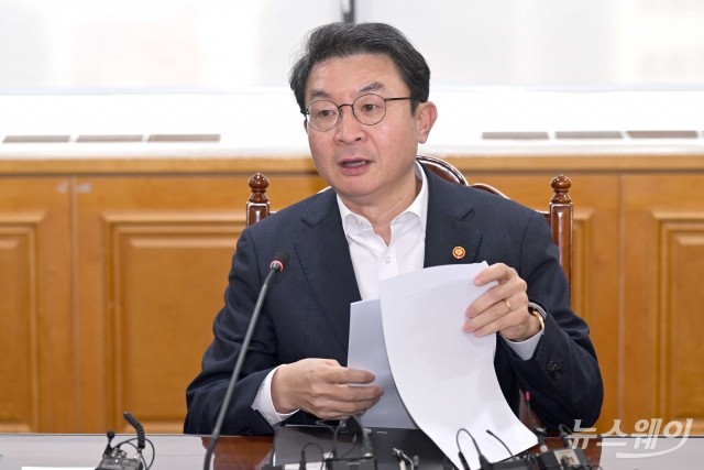 이억원 "보험사, 단기성과 중심 과당경쟁 빈번···국민 신뢰 핵심 자산 삼아야"