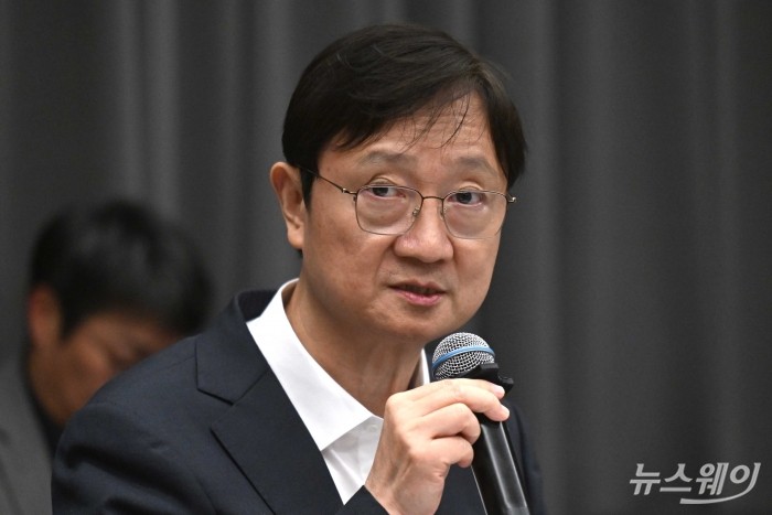 이찬진 금융감독원장이 30일 오후 서울 강남구 드림플러스에서 열린 가상자산사업자 CEO 간담회에서 모두발언을 하고 있다. 사진=강민석 기자 kms@newsway.co.kr