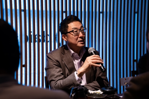 제임스박 롯데바이오 대표 &quot;연말까지 추가 수주 기대&quot;