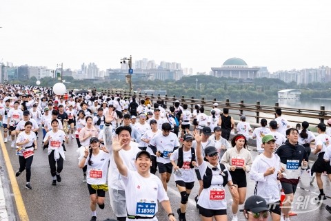 '미키와 친구들' 함께 뛰는 '디즈니런 서울 2025'