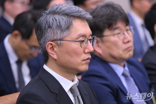 "독과점 지위로 부당이익"···네이버·구글 등 빅테크 질타