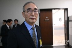 김재섭 국민의힘 의원, KT 김영섭 질타···"무단 소액결제 피해관리 부실"