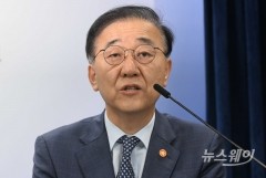 '초강수' 서울·수도권 규제, 과열 막을까···'거래 위축'·'풍선효과' 동반 우려