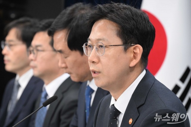 배경훈 부총리 "급증하는 사이버 침해···비상 사태로 보여"