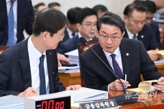종합국감 선 이억원·이찬진···부동산 논란부터 상호금융까지 '시끌'(종합)