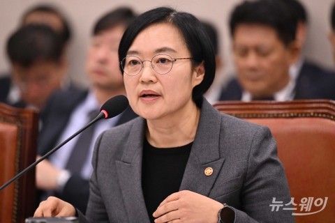 한성숙 장관 "캄보디아 진출 中企 85개··· 피해 접수 無"