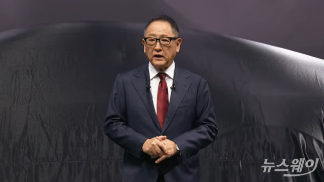 일본판 롤스로이스 '센추리' 출격···아키오 회장 "앞으로의 100년 만들어 갈 것"