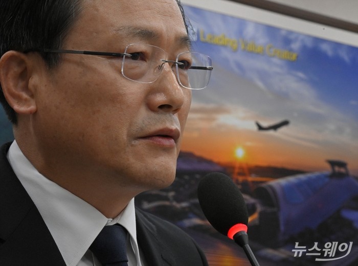 김이배 제주항공 대표가 29일 서울 여의도 국회 국토교통위원회에서 열린  종합국정감사에 출석해 지난해 발생한 12·29 무안국제공항 제주항공 여객기 참사 관련 의원들의 질의에 답하고 있다. 사진=이수길 기자 Leo2004@newsway.co.kr