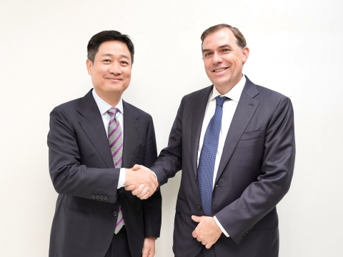 LGU+ 홍범식, 맷 가먼 AWS CEO와 회동···"양사 협력 강화"