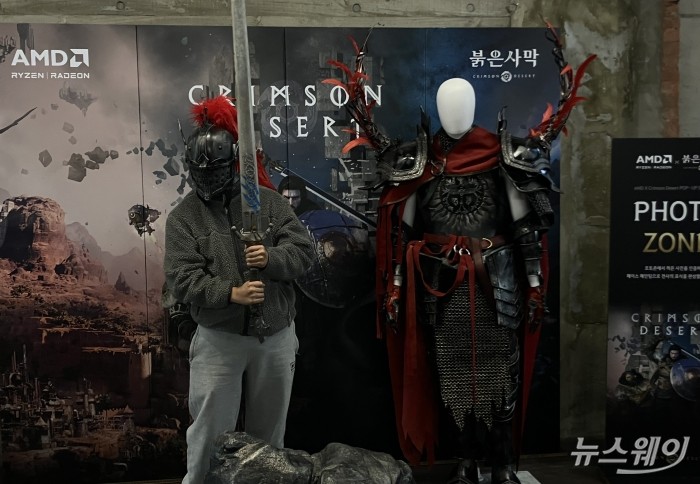 '붉은사막 X AMD 팝업스토어 2025' 1층 포토존. 사진=김세현 기자