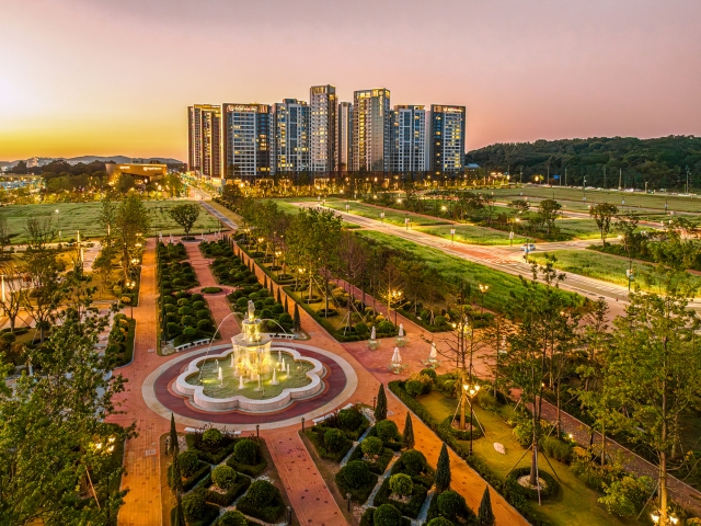 DK아시아 '로열파크씨티', 하이엔드 시장 판도 바꾼다···두 달 연속 평판 '빅3' 진입