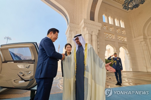 한국·UAE, '100년 동행' 공동선언...AI·원전·방산 협력 강화
