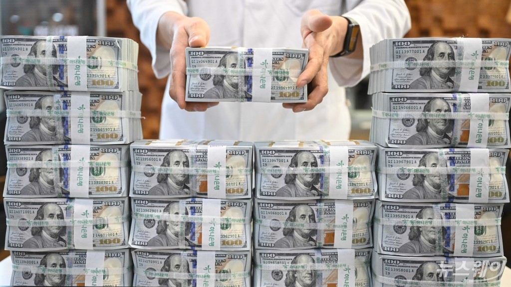 1500원 코앞 원·달러···구윤철 부총리, 국민연금 새 무기 꺼내나