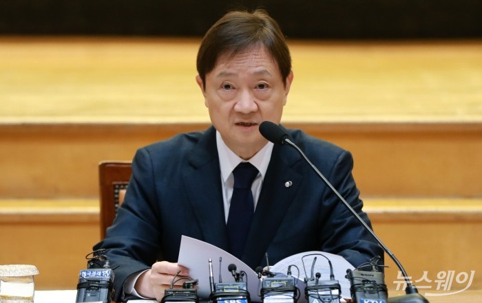 이찬진 금융감독원장이 1일 오전 서울 여의도 금융감독원에서 열린 출입기자단 간담회에서 발언하고 있다. 사진=이수길 기자 Leo2004@newsway.co.kr