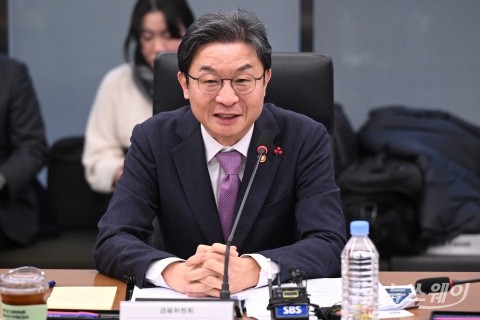 이억원 &quot;시장안정프로그램 내년에도 운영···채권시장 변동성 대비&quot;