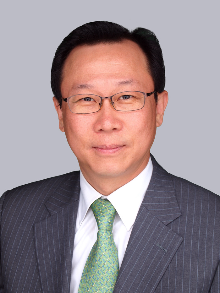 어진 안국약품 회장 / 사진 = 안국약품 제공