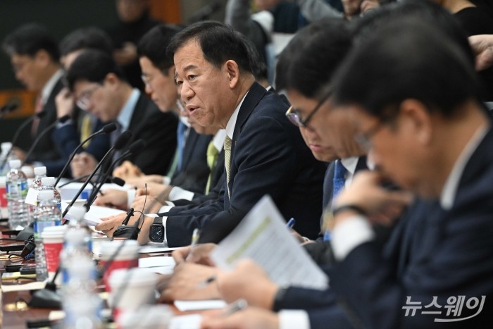 서유석 금융투자협회장이 17일 오전 서울 여의도 금융투자협회에서 열린 자산운용사 CEO 간담회에서 모두발언을 하고 있다. 사진=강민석 기자 kms@newsway.co.kr