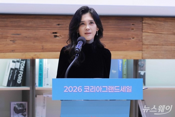 이부진 한국방문의해위원회 위원장 겸 호텔신라 대표이사가 17일 오전 서울 중구 커뮤니티하우스 마실에서 열린 2026 코리아그랜드세일 개막식에서 개회사를 하고 있다. 사진=강민석 기자 kms@newsway.co.kr