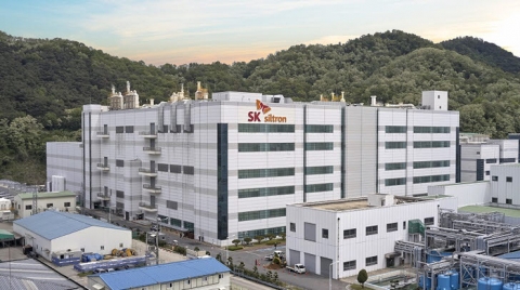 두산, SK실트론 품는다···"우선협상대상자 선정"