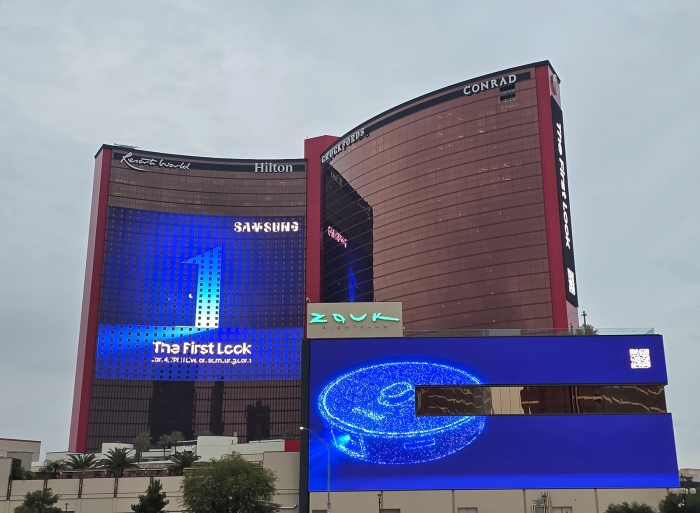 미국 라스베이거스 리조트월드 호텔에 걸린 삼성전자 옥외광고 사진=공동취재단