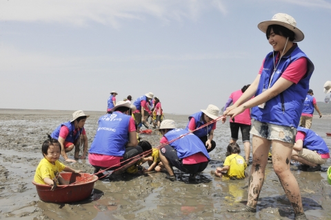 조현준 효성 회장, '장애의 벽 넘어 함께 어울리는 사회' 앞장