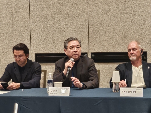 장재훈 "AI 로보틱스는 핵심 사업"···피지컬 AI 주도권 잡겠다